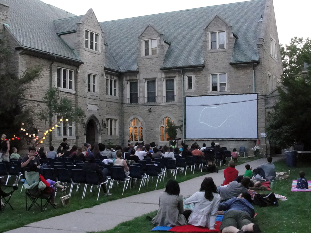Courtyard Movies at St Peters
